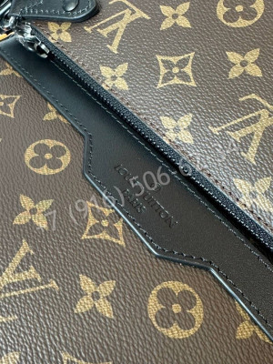 Сумка Louis Vuitton 22296