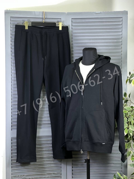 Прогулочный костюм Tom Ford 21359