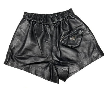 Шорты кожаные Prada 11026