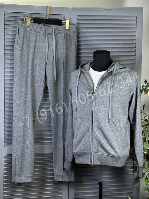 Прогулочный костюм Tom Ford 21360