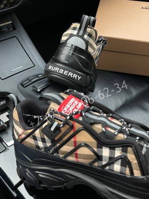 Кроссовки Burberry 6501