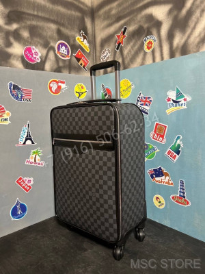 Чемодан Louis Vuitton 10073