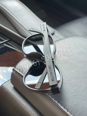 Очки Louis Vuitton 15376