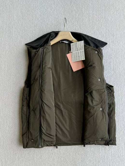 Жилетка Miu Miu 10588