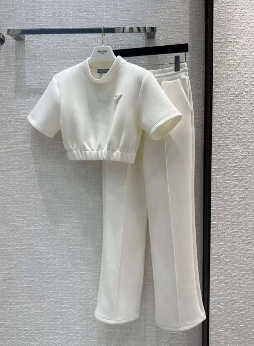 Костюм Prada 15344