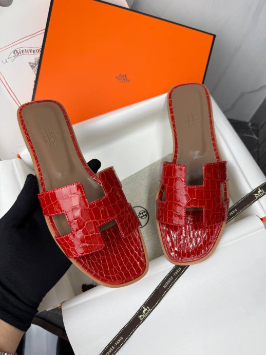 Тапочки HERMES. Кожа крокодила 19166