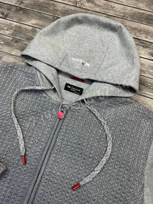 Прогулочный костюм KITON 14092