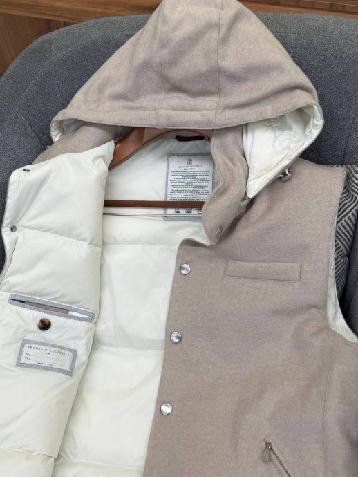 Жилетка Brunello Cucinelli 30007 1