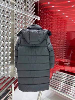 Пальто Moncler 24840