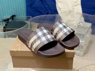 Тапочки Burberry 16054