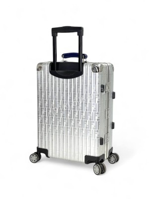 Чемодан Rimova 34831