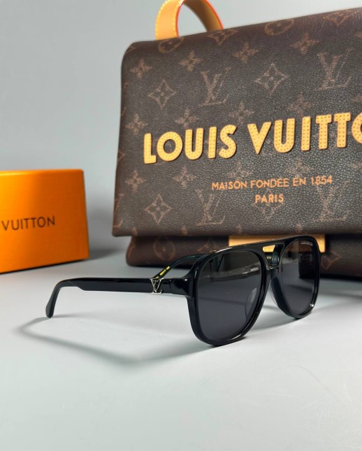 Очки Louis Vuitton 28000 1