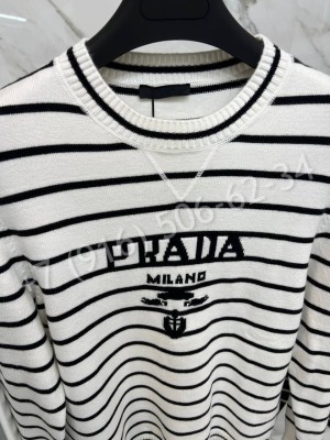 Свитер Prada 24539