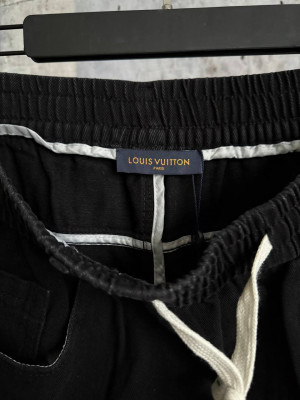 Джинсы Louis Vuitton 15228