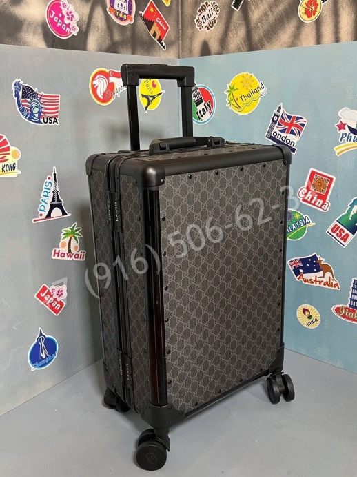 Дорожный чемодан Gucci 18004