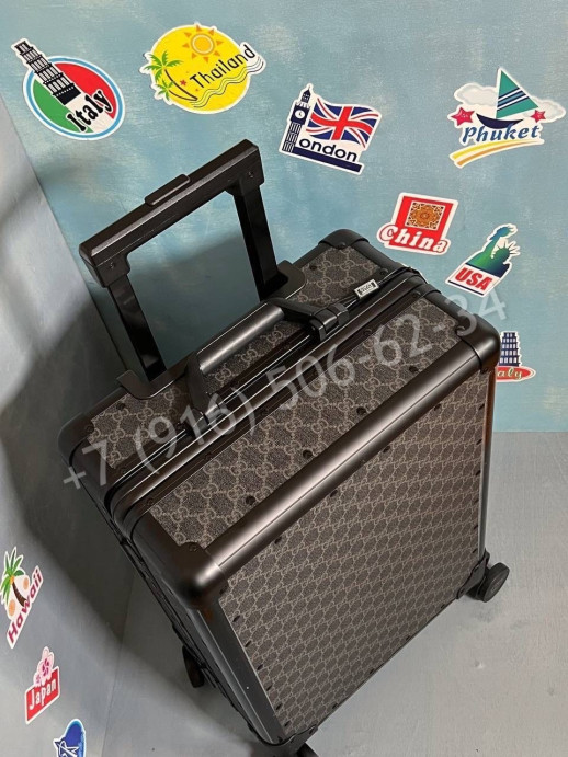 Дорожный чемодан Gucci 18004