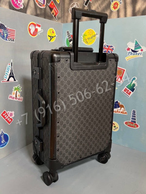 Дорожный чемодан Gucci 18004