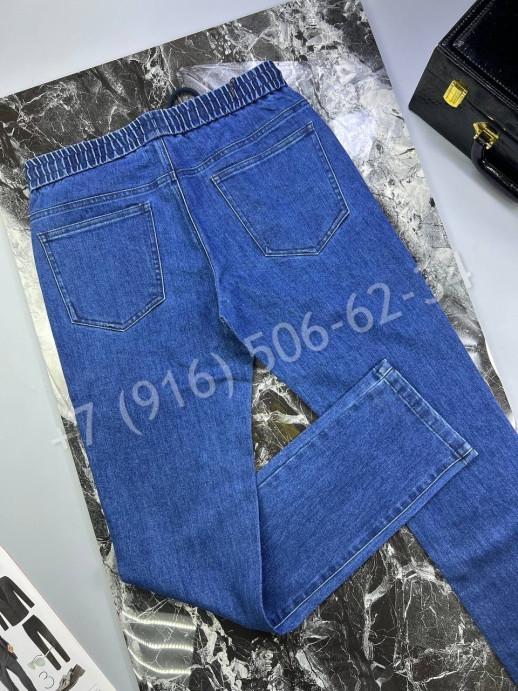 Джинсы брючного кроя CANALI 20574