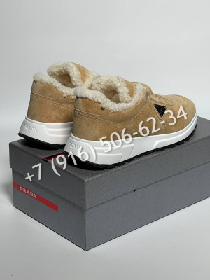 Кроссовки Prada на меху 31000 1