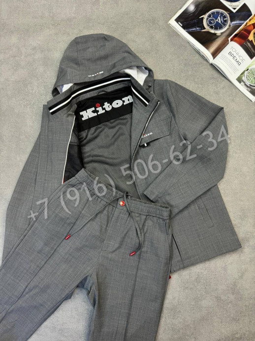 Прогулочный костюм KITON 32059