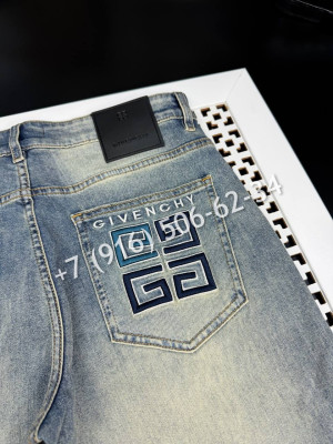 Джинсы Givenchy 12318 1