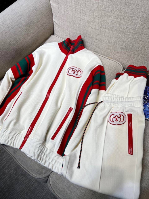 Костюм Gucci 15247