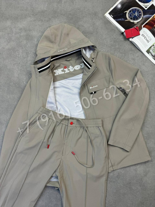 Прогулочный костюм KITON 32060