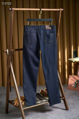 Джинсы Brioni 19214