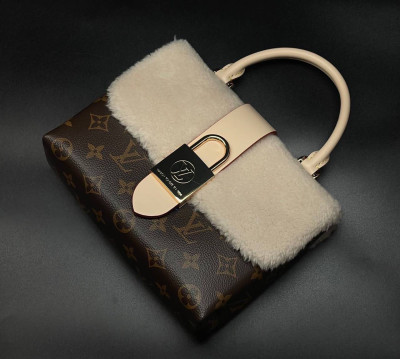 Сумка Louis Vuitton 7160