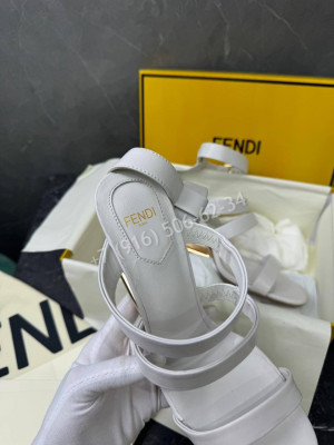 Босоножки Fendi 34653