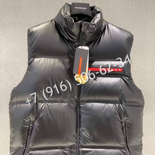 Жилетка Prada 27997 1