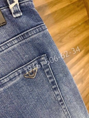 Джинсы Salvatore Ferragamo 5786