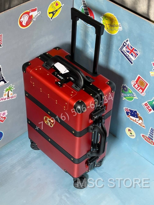 Дорожный чемодан Gucci 8819