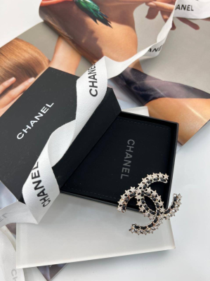 Брошь Chanel 12874