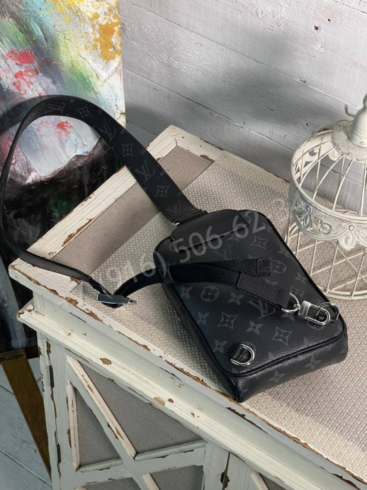Поясная сумка Louis Vuitton 14049