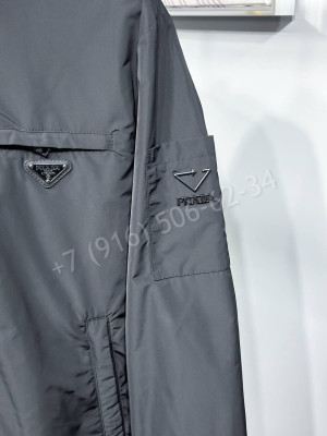Куртка Prada 13800