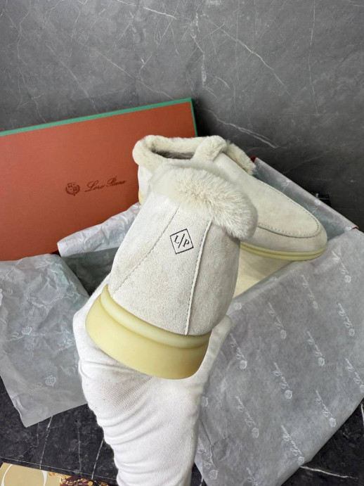 Лоферы Loro Piana на меху 19140