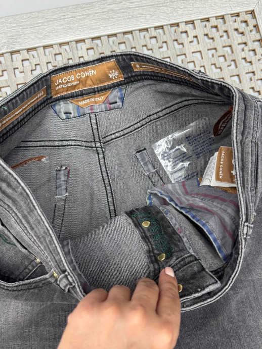 Джинсы Jacob Cohen 19205