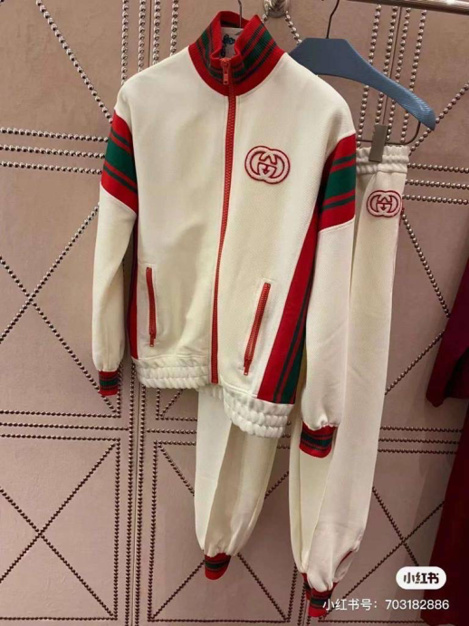 Костюм Gucci 13700