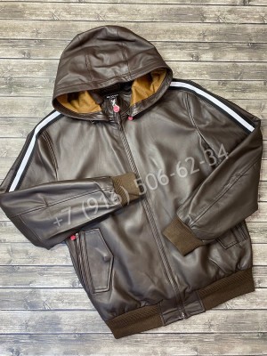 Кожаная куртка Kiton 6100