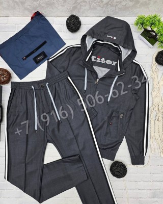 Прогулочный костюм KITON 31766