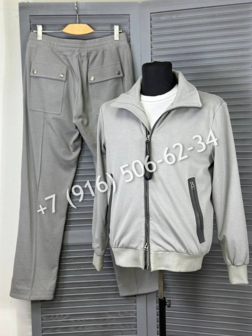 Прогулочный костюм Tom Ford 21602 1