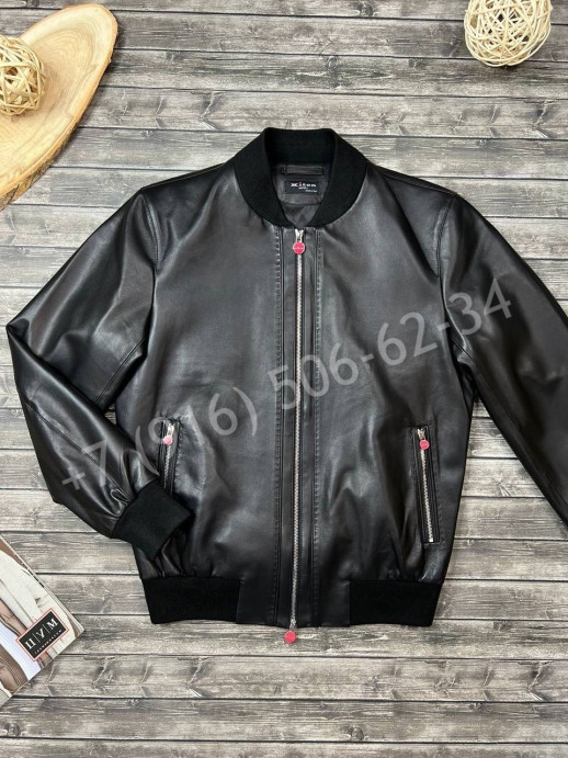 Кожаная куртка Kiton 22080