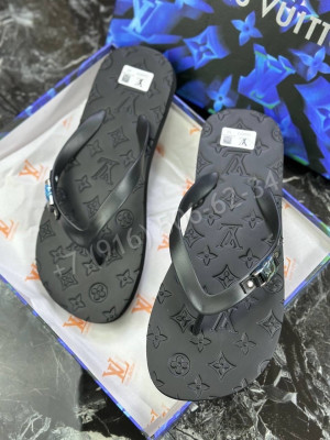 Шлепанцы Louis Vuitton 13291