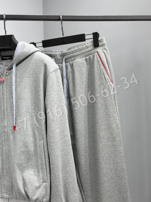 Прогулочный костюм KITON 18675