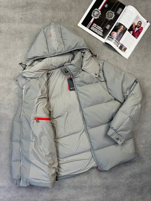 Пуховик Kiton со съемным капюшоном. Наполнитель пух/перо 22165 2