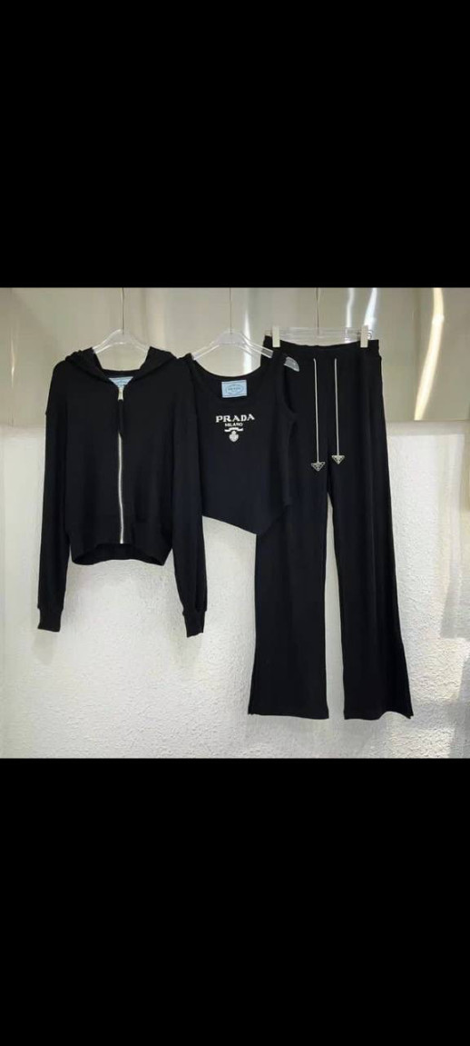 Трикотажный костюм тройка Prada 7032