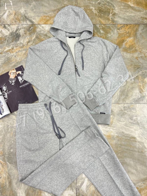 Прогулочный костюм Tom Ford 18876