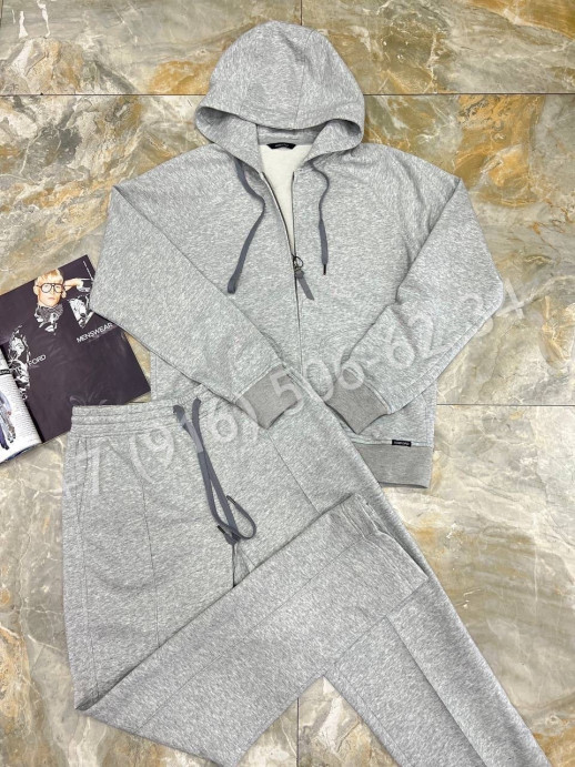 Прогулочный костюм Tom Ford 18876