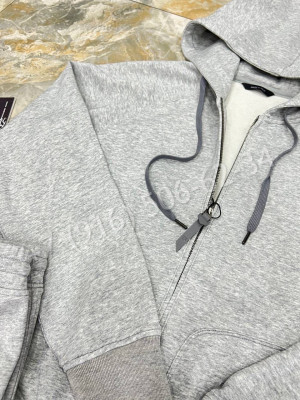 Прогулочный костюм Tom Ford 18876